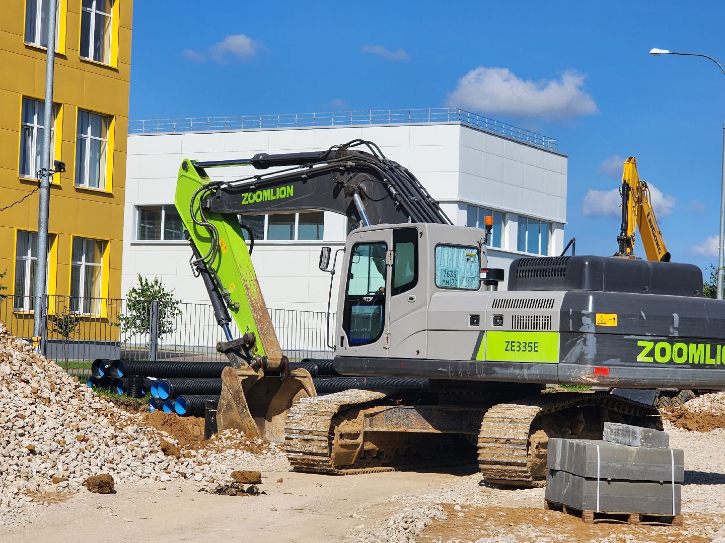 дороги, строительство дорог, серпухов, ивановские дворики, улица героев отечества, новая поликлиника, школа 18,