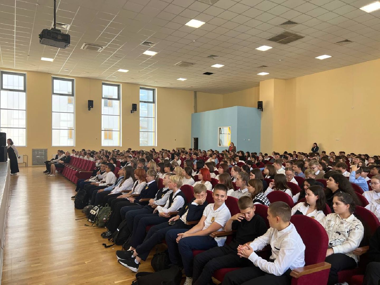 Солнечногорск, вглубь, школьники, медиа, лекции,