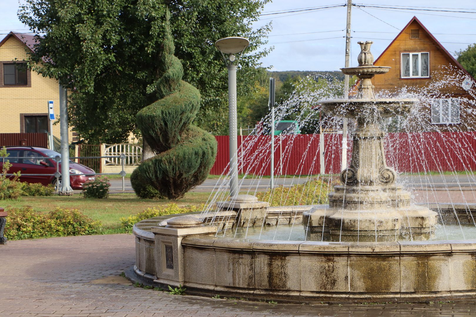 подмосковье, фонтан, благоуйстройство, серебристый пруд,