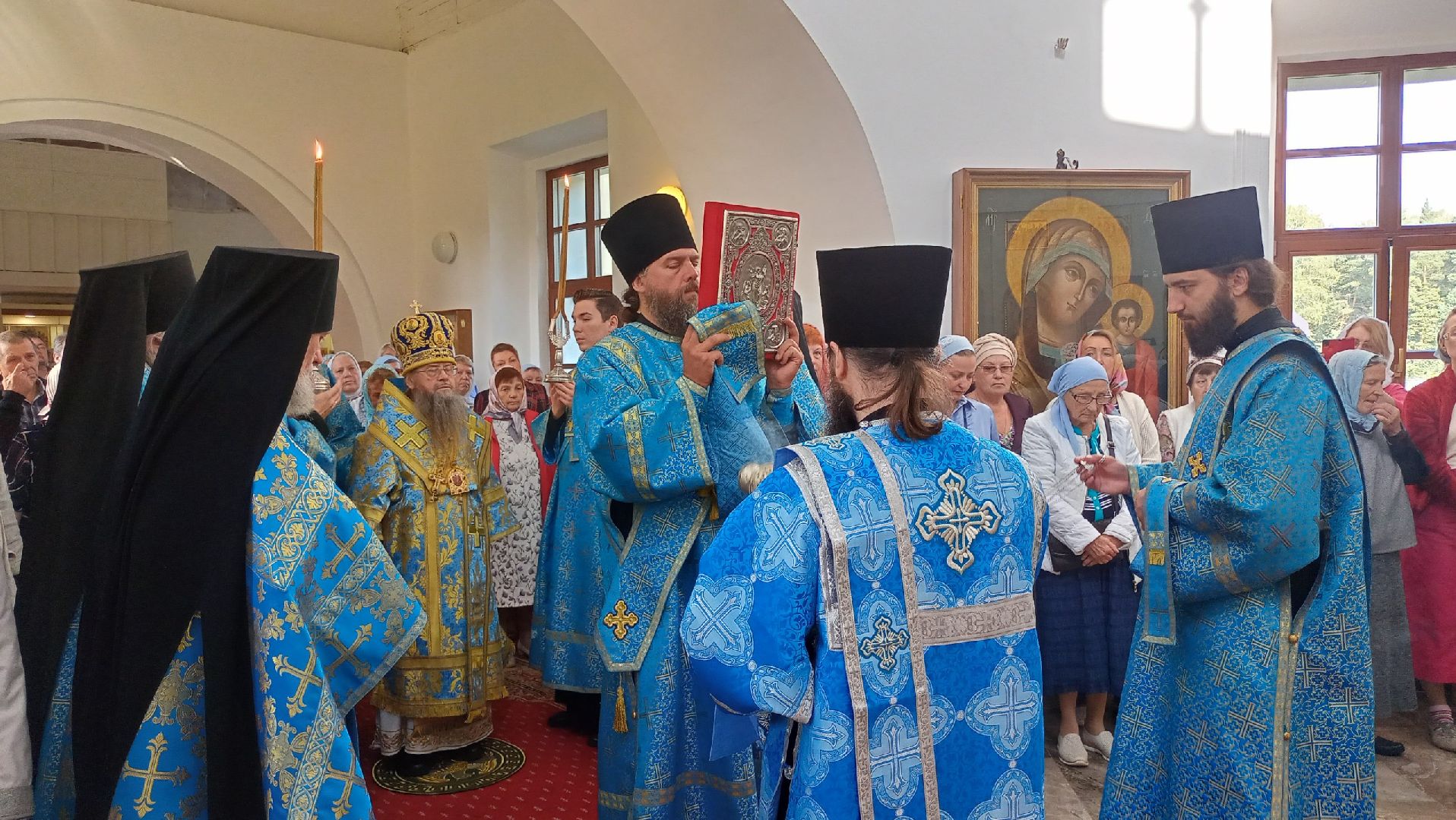 религия, рузский городской округ, руза, московская область, подмосковье, праздник, иконы,