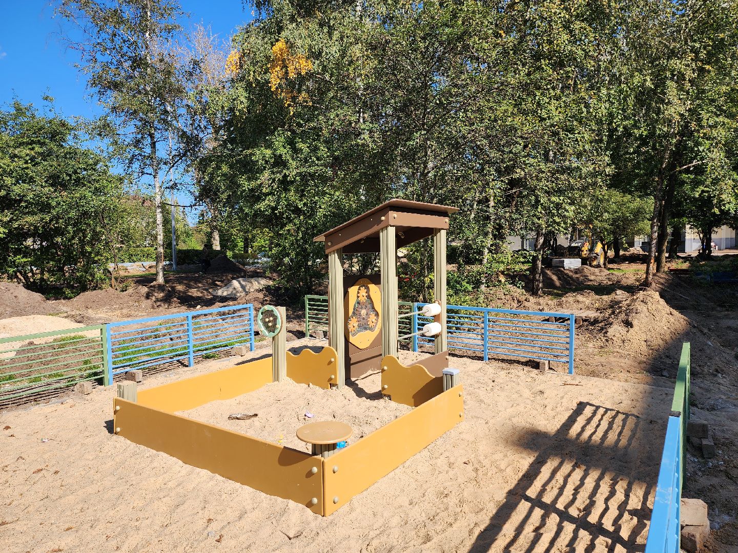 благоустройство дворов, детская игровая площадка, серпухов, поселок большевик, улица ленина,