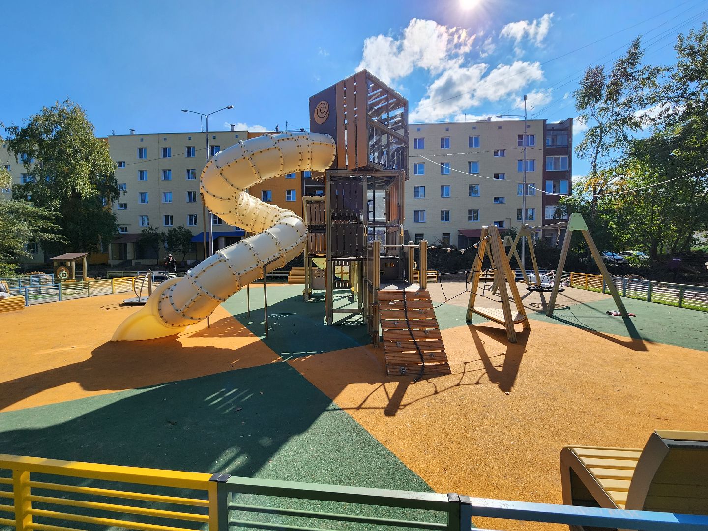 благоустройство дворов, детская игровая площадка, серпухов, поселок большевик, улица ленина,