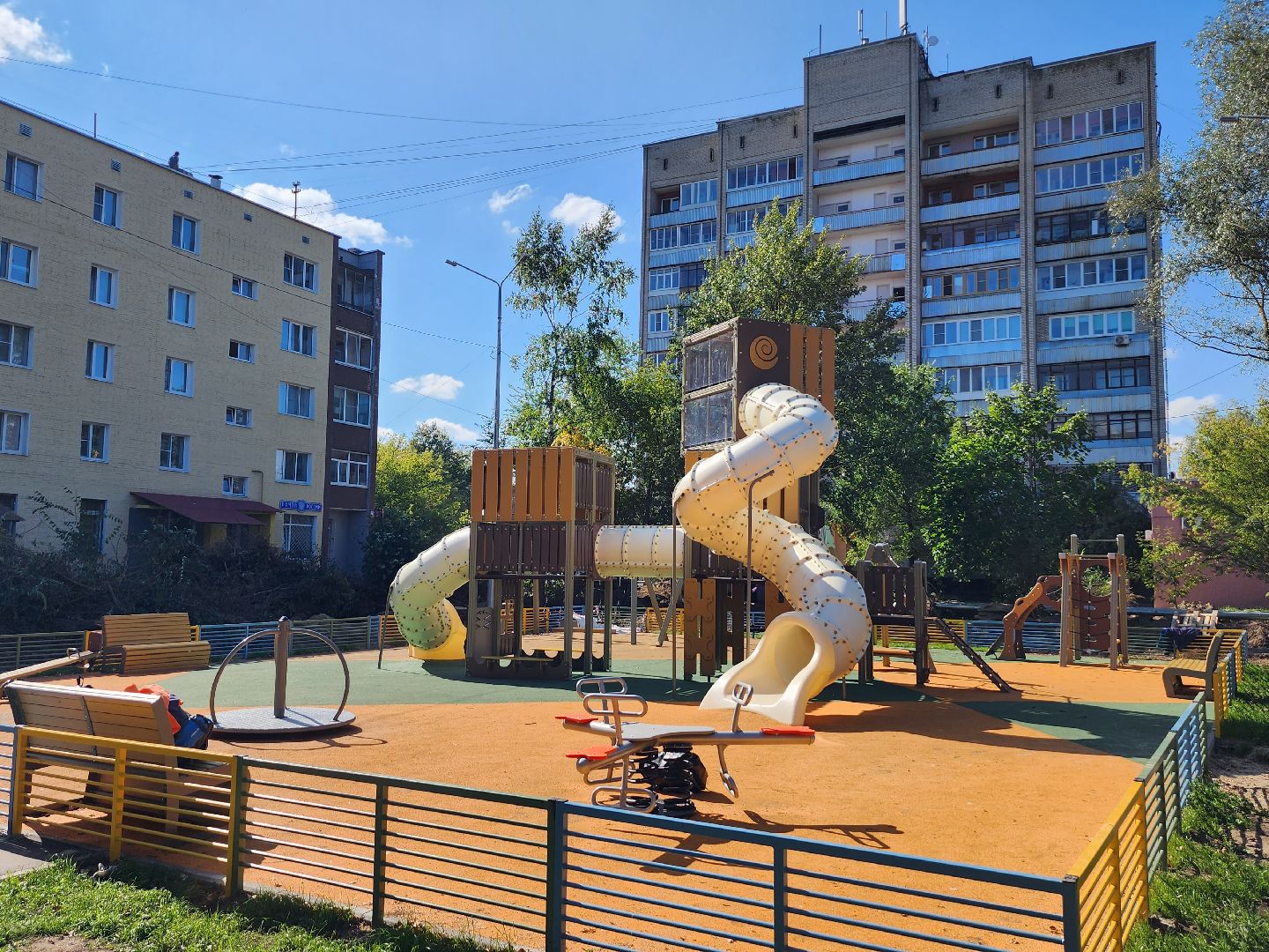 благоустройство дворов, детская игровая площадка, серпухов, поселок большевик, улица ленина,