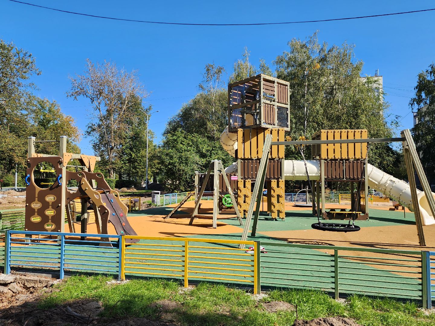 благоустройство дворов, детская игровая площадка, серпухов, поселок большевик, улица ленина,