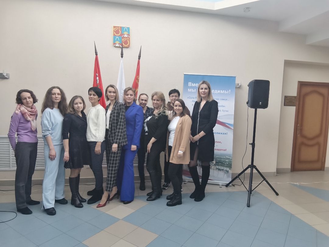 Балашиха, депутат, Тарас Ефимов, 8 марта, поздравление, гуманитарная помощь, гуманитарный батальон ZOV, волонтёры, СВО, военнослужащие, ДНР, ЛНР