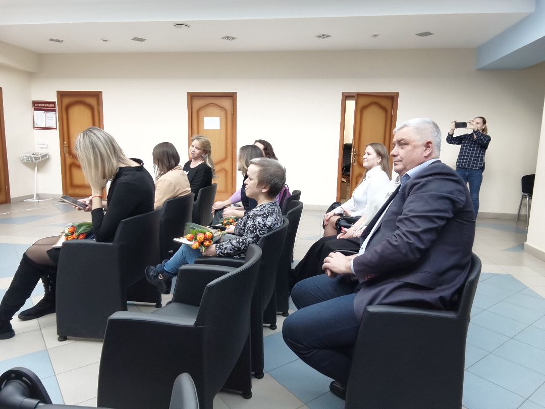 Балашиха, депутат, Тарас Ефимов, 8 марта, поздравление, гуманитарная помощь, гуманитарный батальон ZOV, волонтёры, СВО, военнослужащие, ДНР, ЛНР