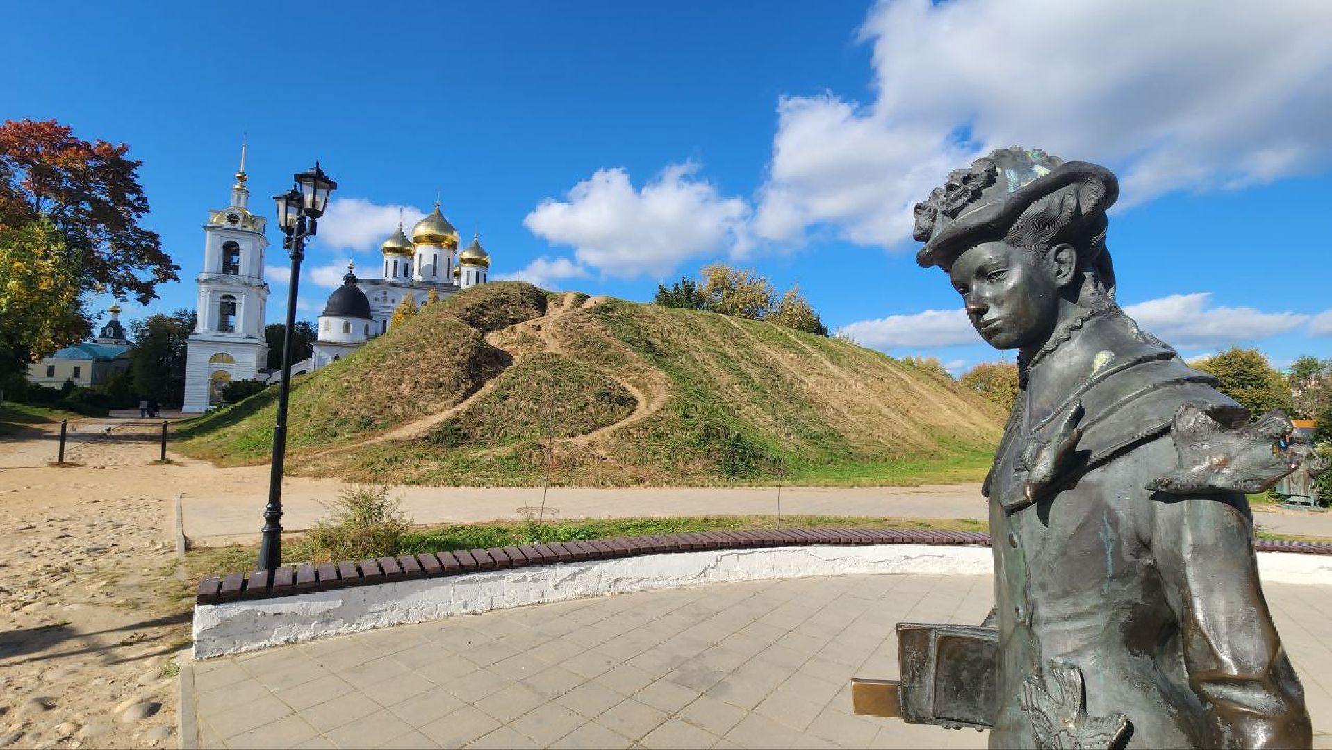 Институт Археологии РАН, Раскопки, Дмитровский кремль,