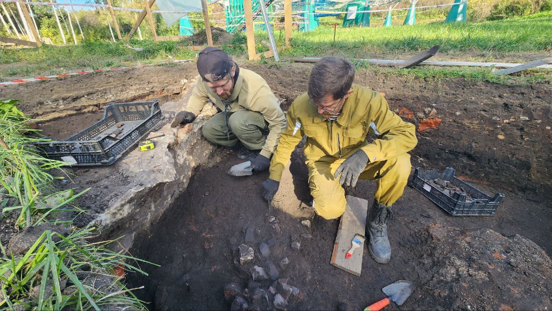 Институт Археологии РАН, Раскопки, Дмитровский кремль,