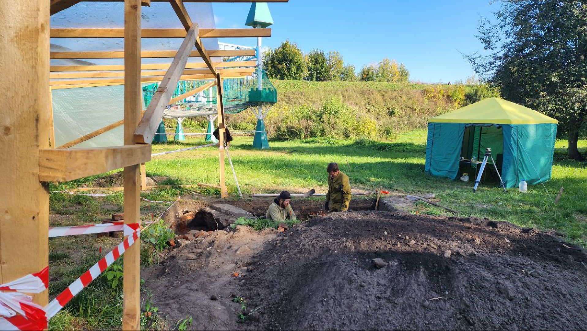 Институт Археологии РАН, Раскопки, Дмитровский кремль,