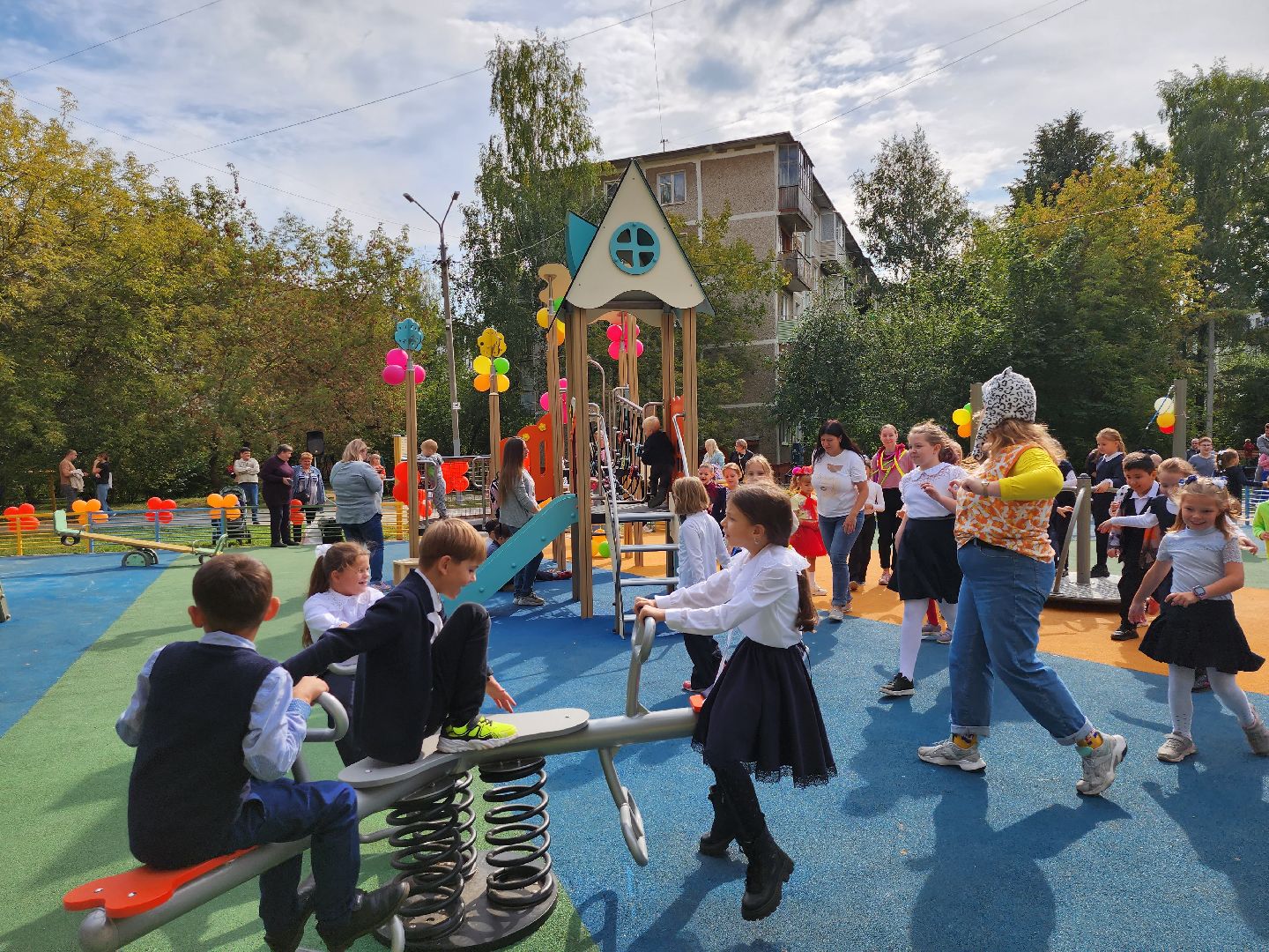 серпухов, подмосковье, дети, детская игровая площадка, детская игровая площадка губернатора, детские площадки, игра, благоустройство,