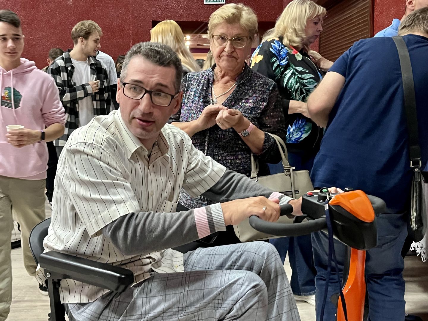 наро-фоминск, наро-фоминский городской округ, роман шамнэ, невидимые, фотопроект, люди с ОВЗ,