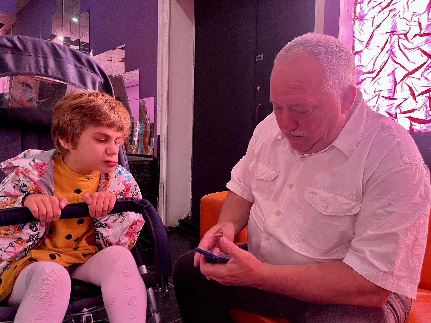 наро-фоминск, наро-фоминский городской округ, роман шамнэ, невидимые, фотопроект, люди с ОВЗ,