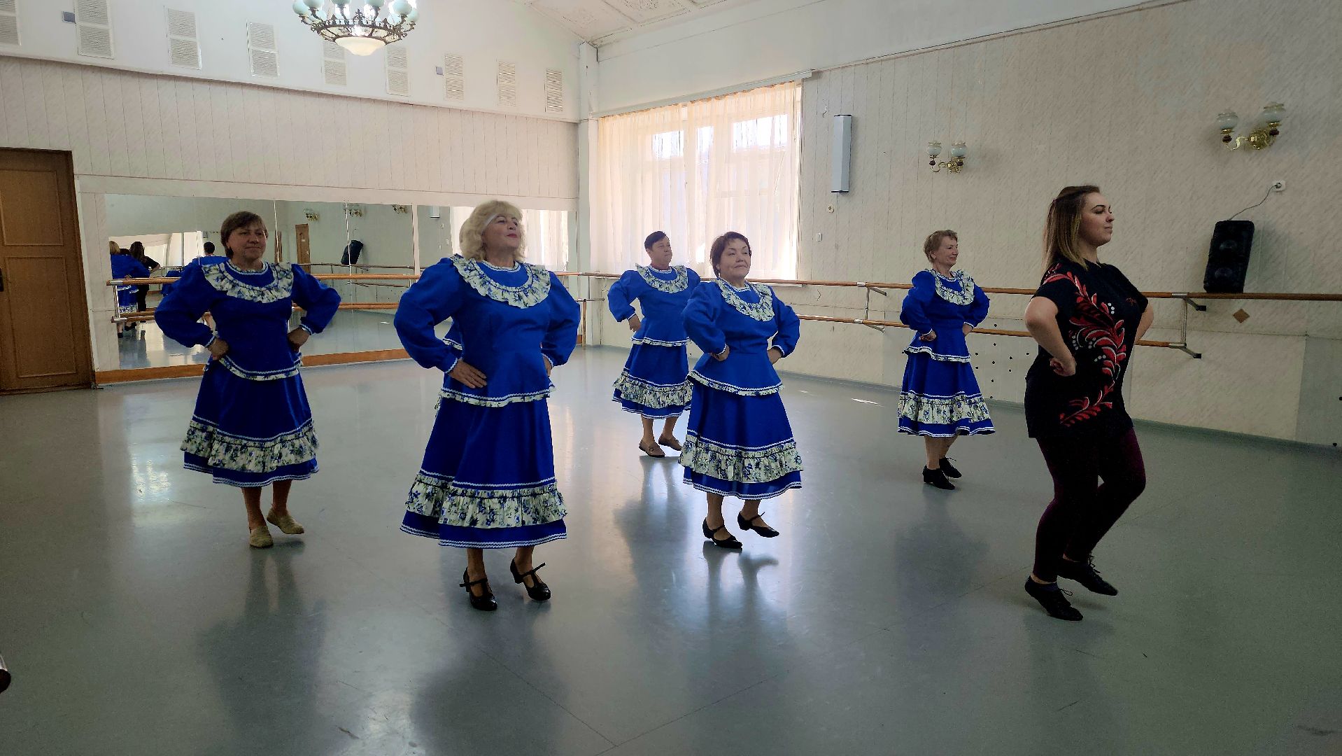 шатура, активное долголетие, танцы, народные танцы, настроение, Нариманова,