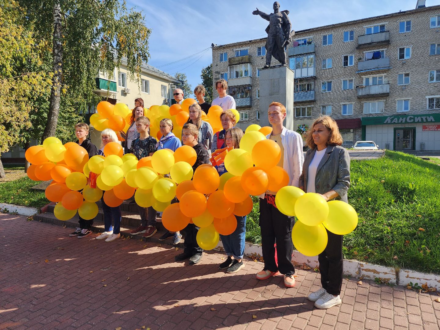 серпухов, день города, площадь 49-й Армии, серпуховский колледж, праздник,