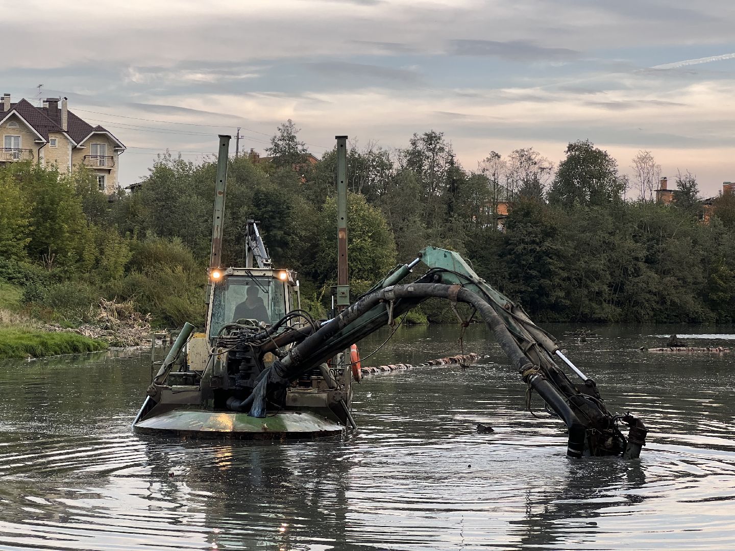 химки, благоуйстройство, река, очистка реки,
