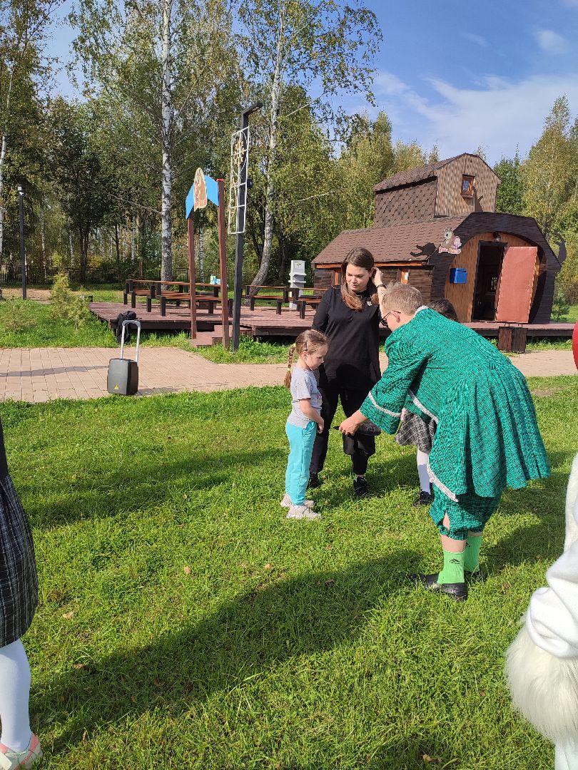 деньспонтанныхчаепитий, талдомскийокруг, солнечныйберег, льюискэролл, шляпник, дети,