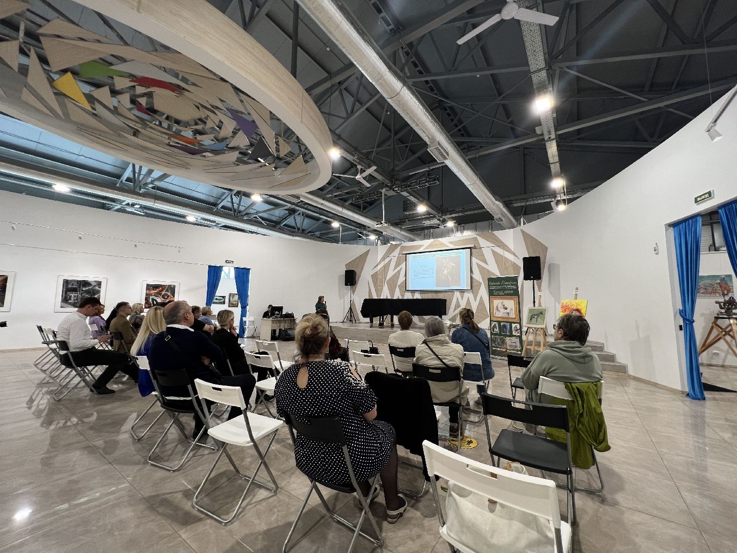 химки, культура, музей, лошади, картины,