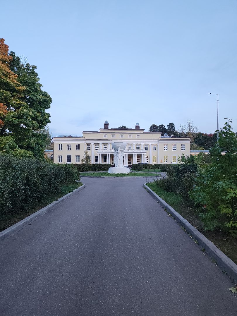 Маша Сидорина, инсталляция, художница, театр Стрела, Нахлынуло,