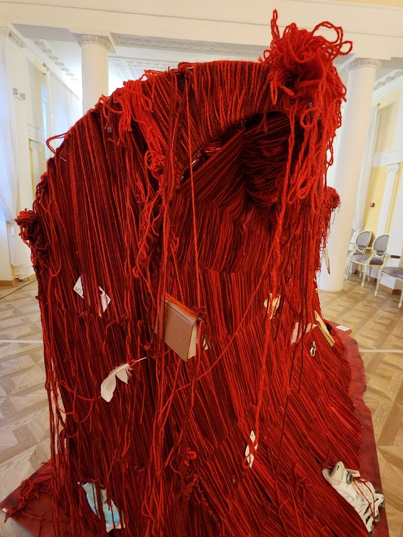 Маша Сидорина, инсталляция, художница, театр Стрела, Нахлынуло,