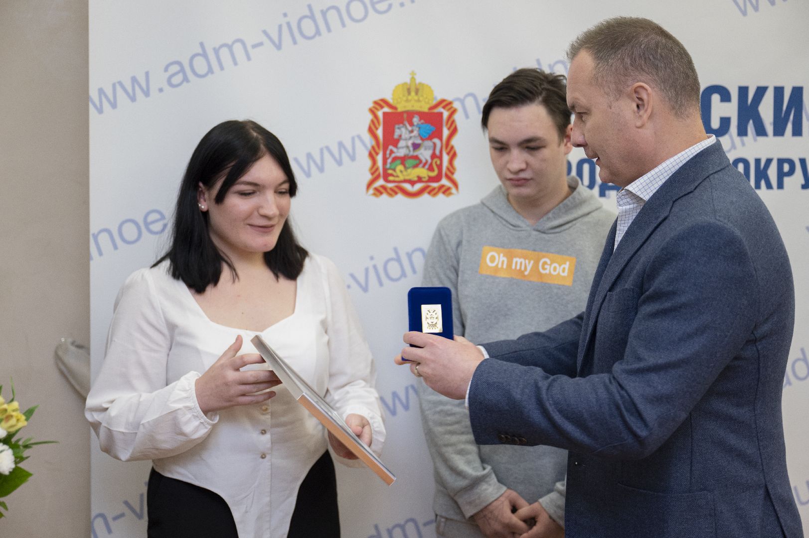 вручение ключей сиротам, социальная политика, жилье для детей-сирот, видное, пригород лесное,