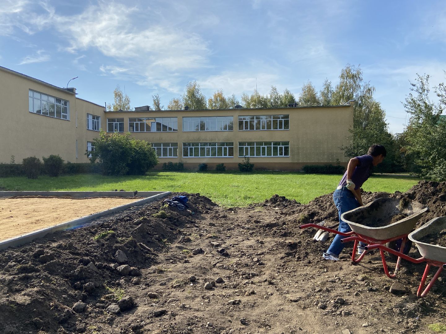 спортивная площадка, школа, обращение жителей,