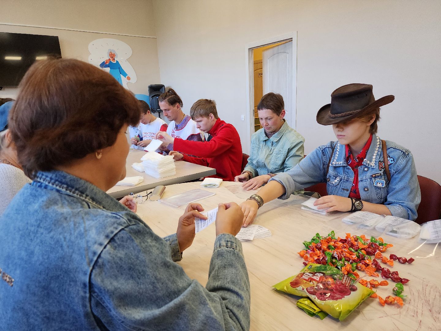 Павловский Посад, городской округ Павловский Посад, волонтер, на равных, дети, люди, помощь, сво,