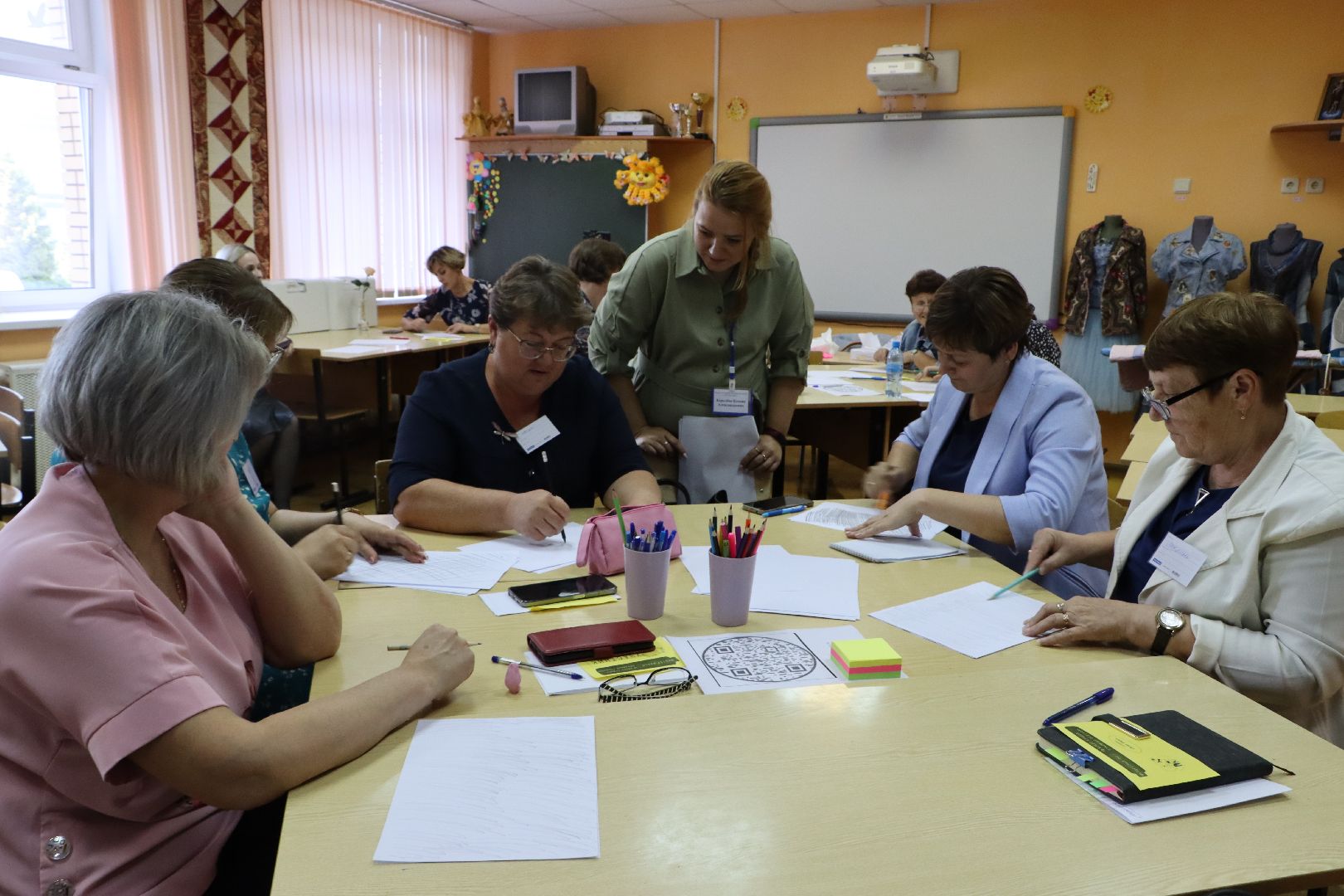 Серебряные Пруды, образование, социальная защита, опекунство, школа, адаптация, приемные дети,