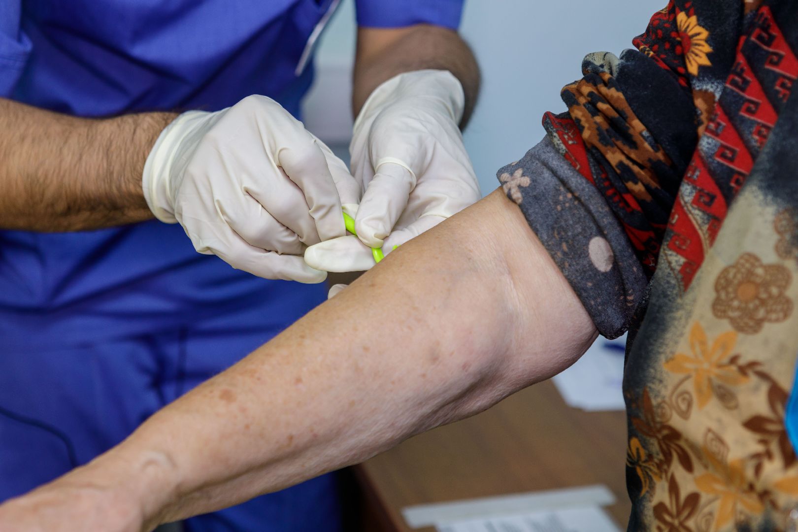 люберцы, клещи, травмпункт,