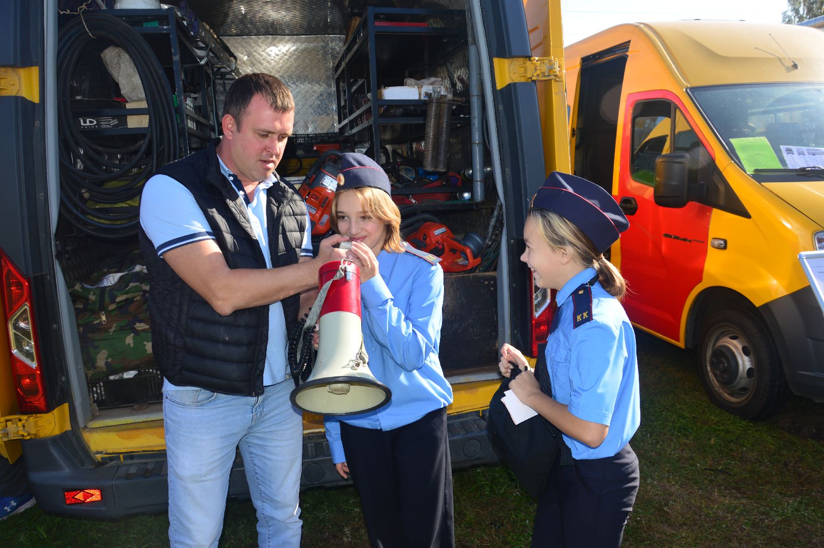 ЧС, ЧП, Шатура, выставка техники, профессии, школьники,