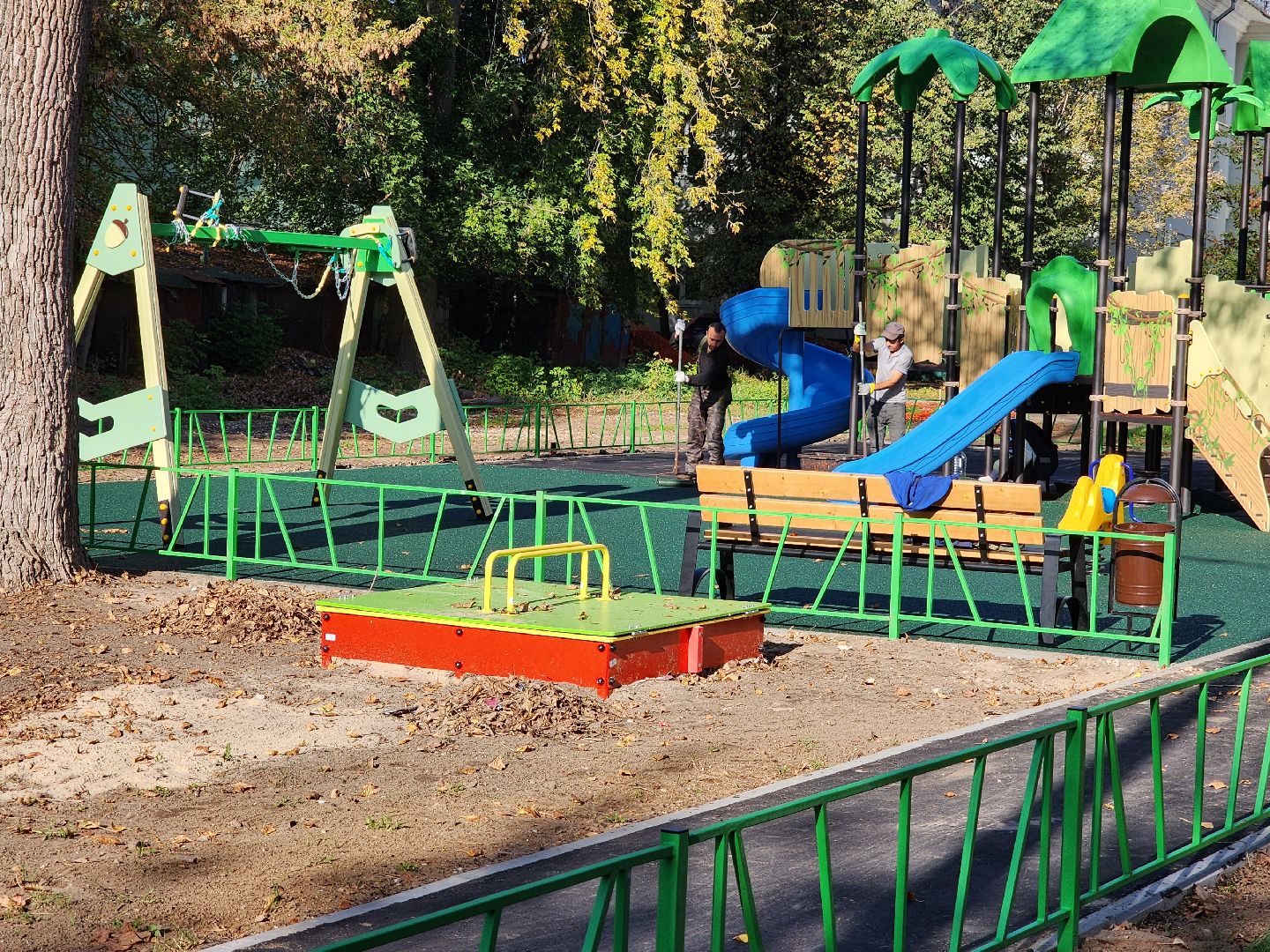 благоустройство дворов, улица космонавтов, серпухов, детская игровая площадка, дети,