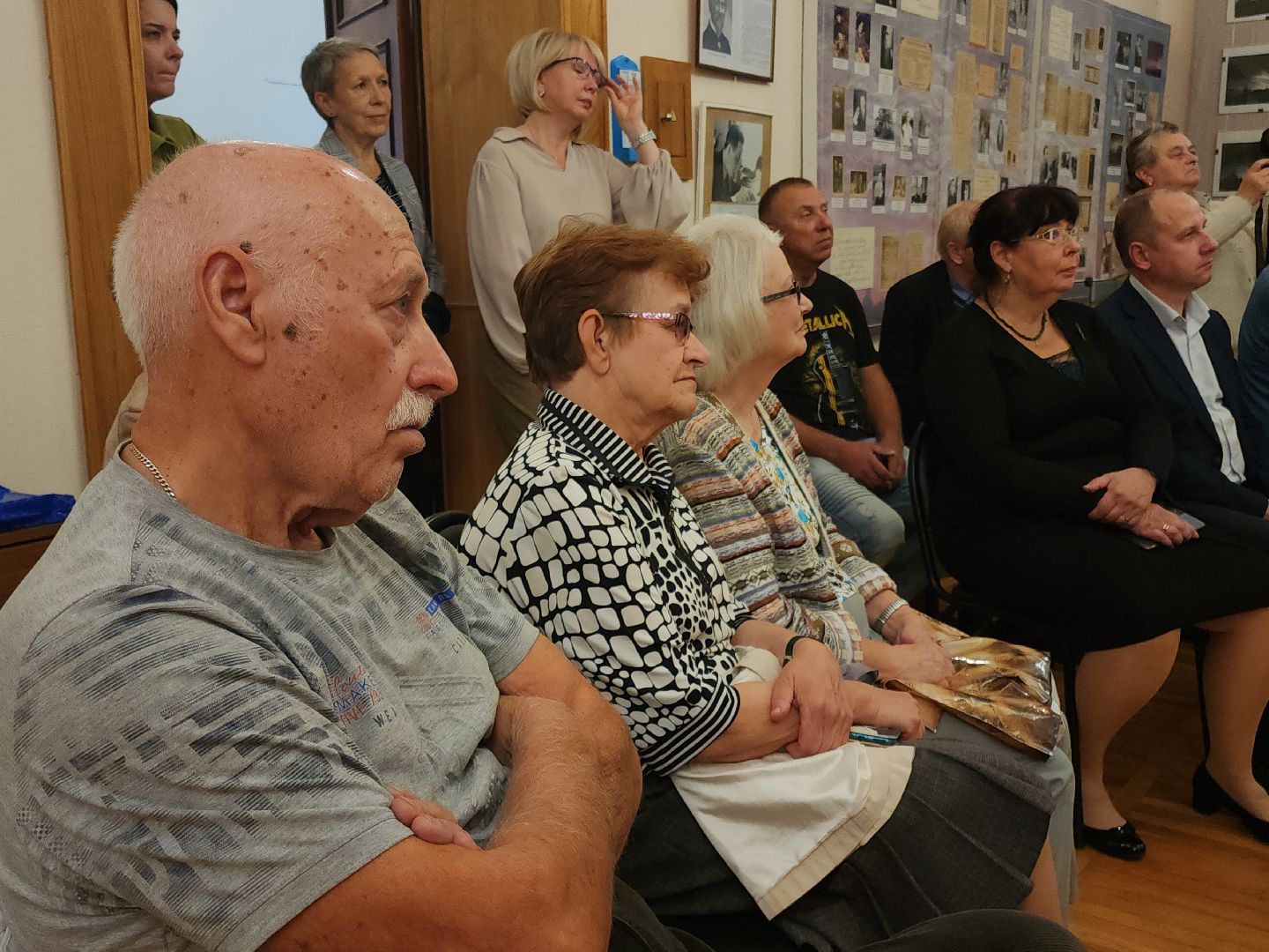 Кашира, краеведческий музей, выставка, Анатолий Борисов, художник, иллюстратор,