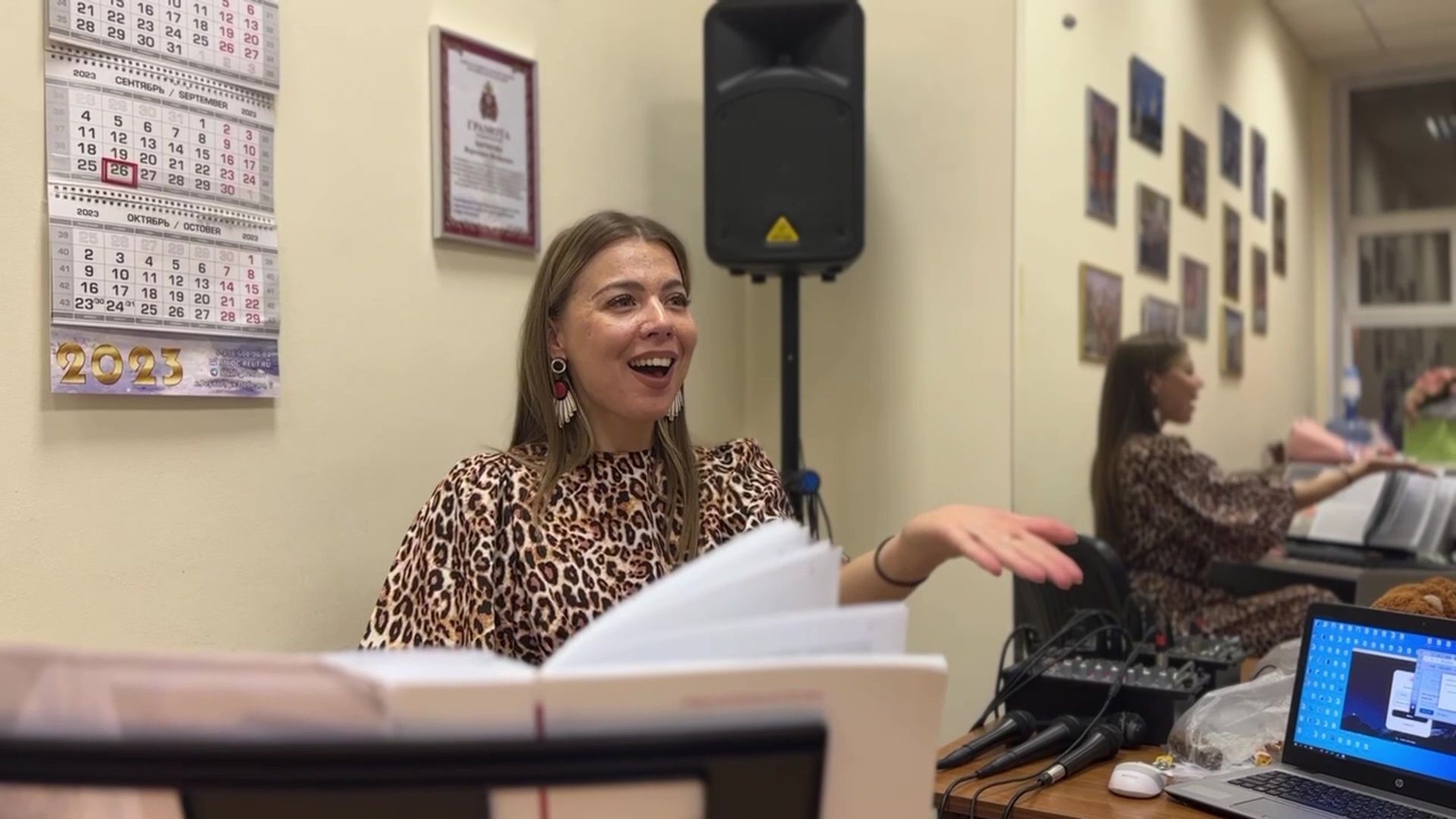 Реутов, МКДЦ, песня, тетр, Славяночка, съемки клипа, Виктор Салтыков, Белая ночь,