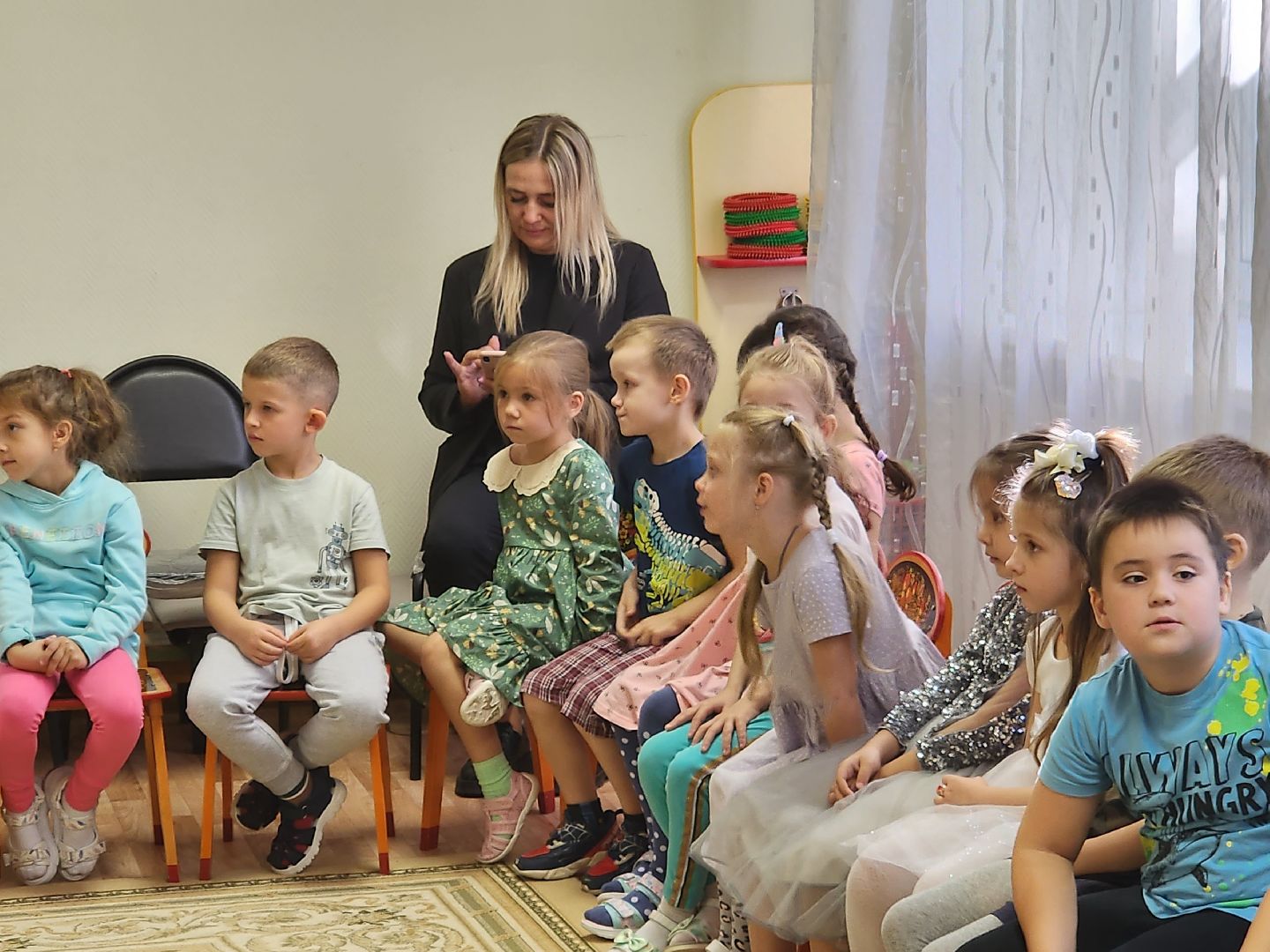 Заслуженный летчик-испытатель, детский сад 15, Щепетков, Мансветова, встреча, крокодилы,