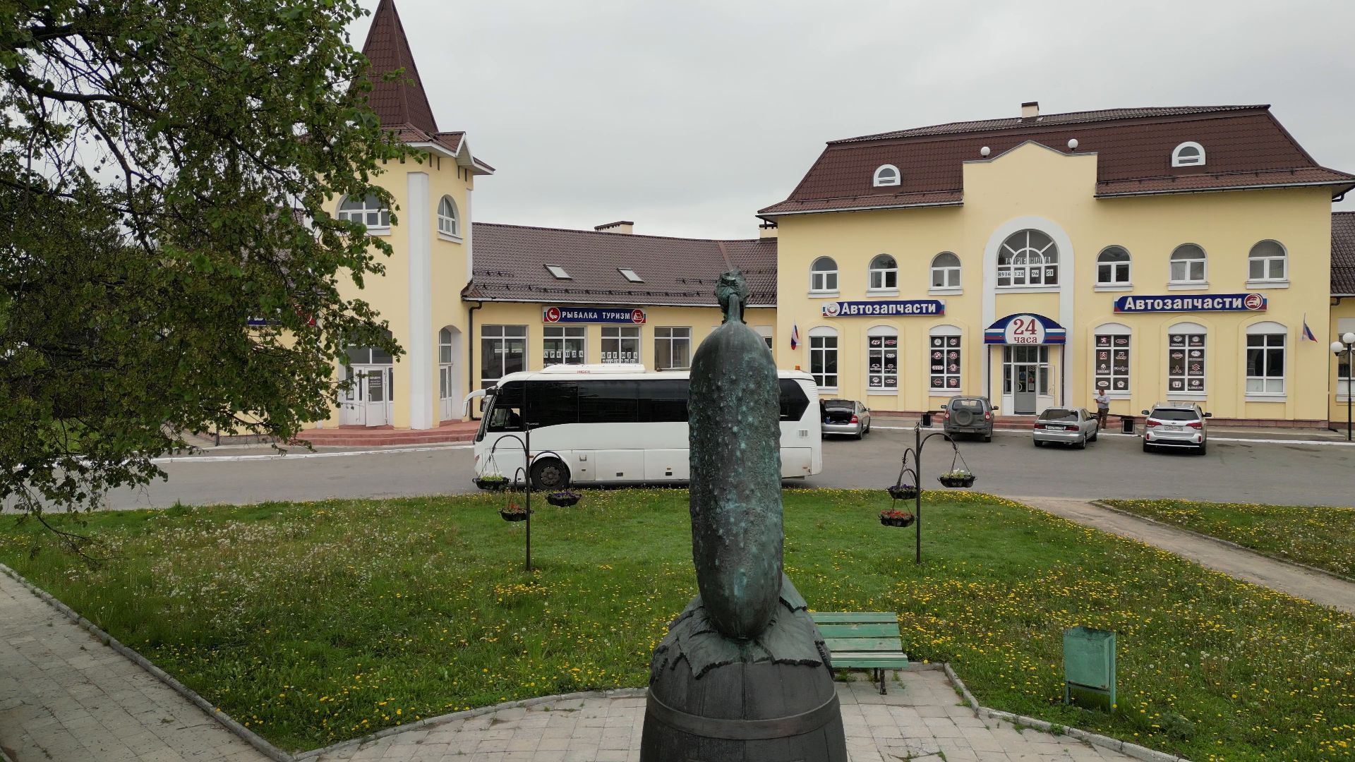 памятник, огурец, луховицы,видео с коптера,