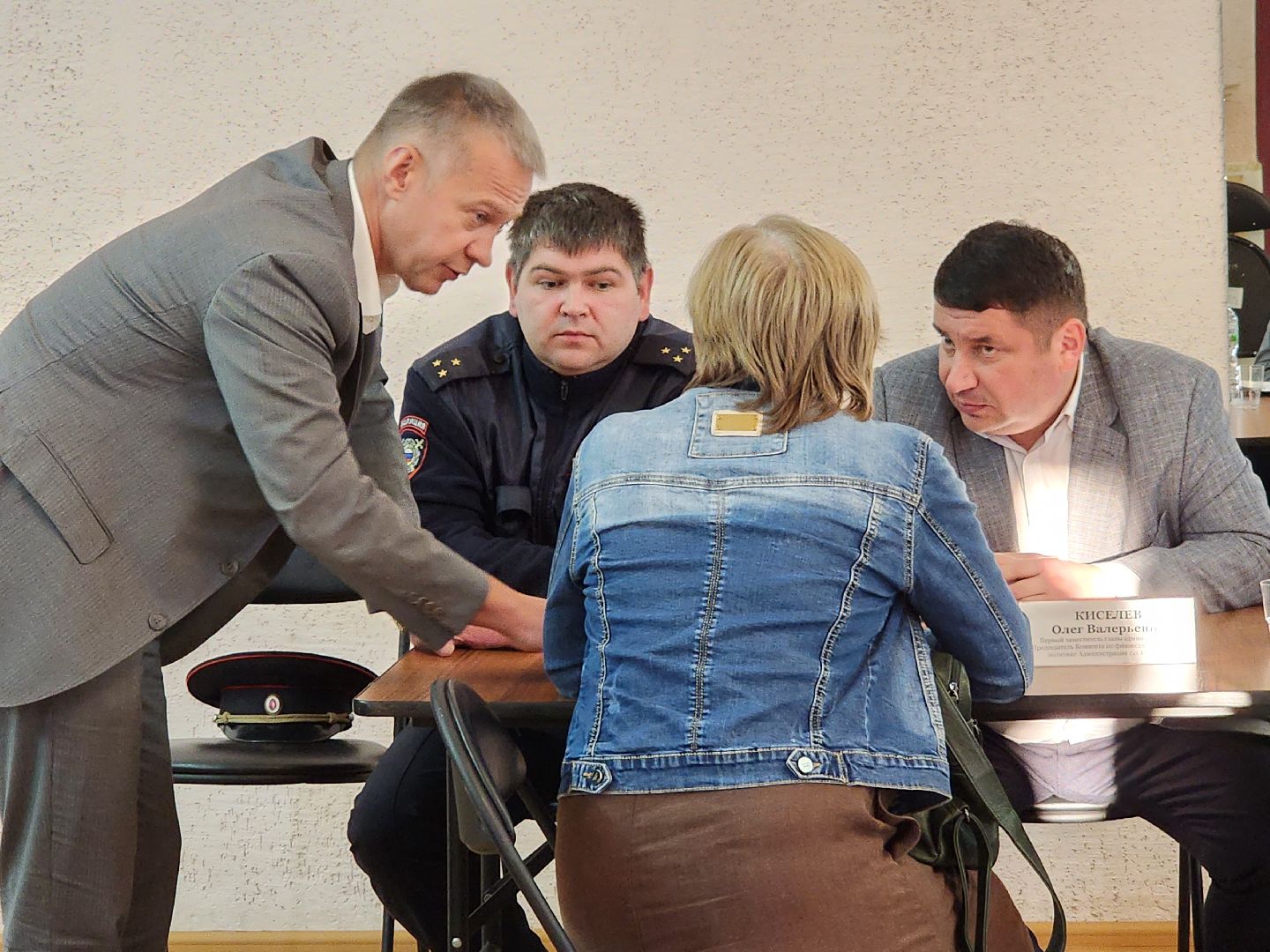 серпухов, деревня васильевское, выездная администрация, встреча с жителями, ДК Васильевский,