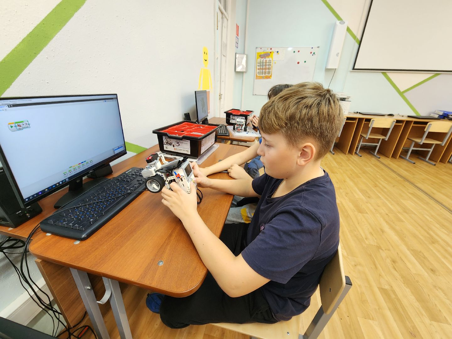 Звенигород, Дом детского творчества, Робототехника, Техническое творчество, Дополнительное образование в Подмосковье,