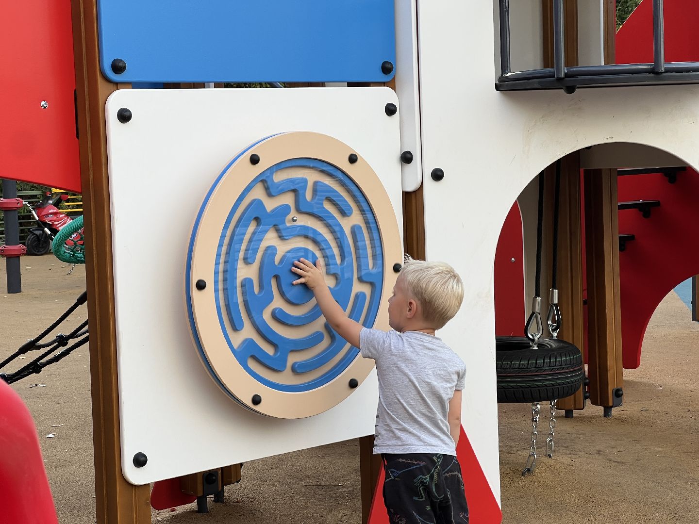 химки, благоустойство, детская игровая площадка, площадка губернатора,