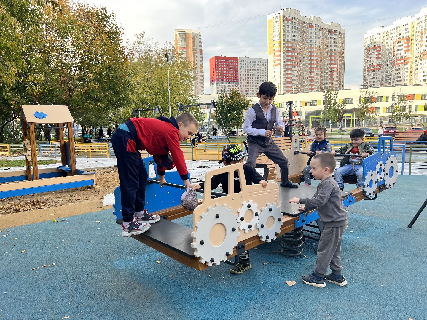 химки, благоустойство, детская игровая площадка, площадка губернатора,