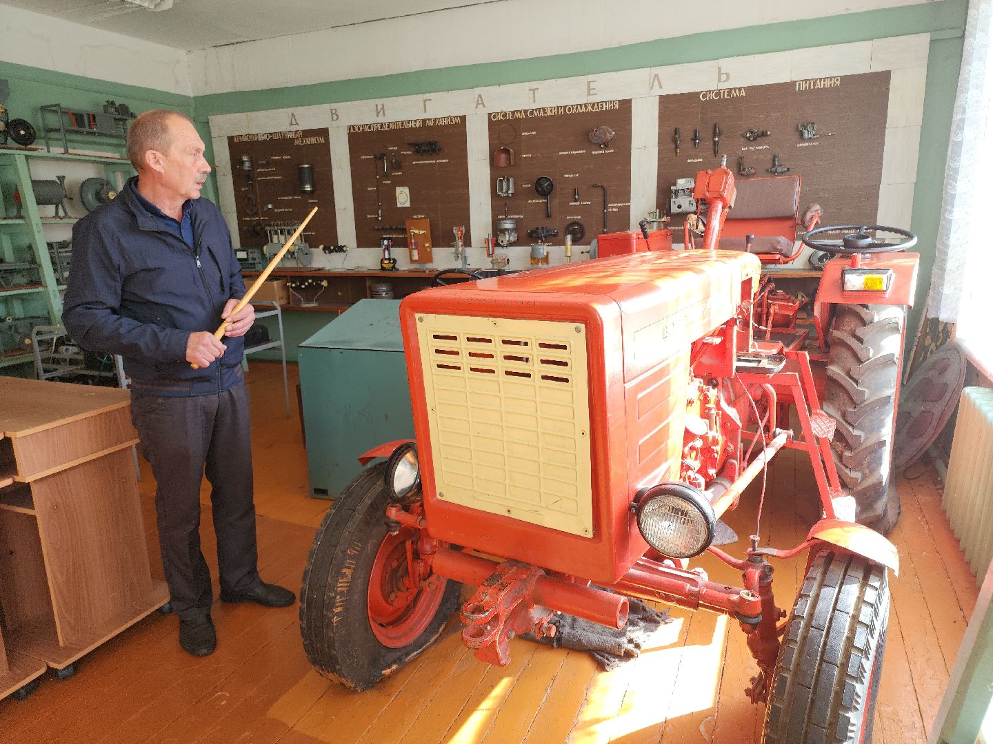 Кашира, тарасковская школа, трактор, беларус, производственное обучение, сельское хозяйство,