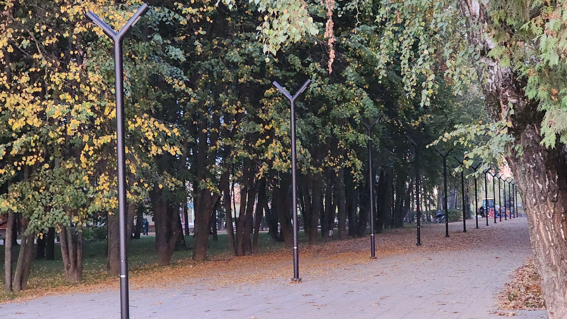 долгопрудный, центральный парк, фонари, матрос Железняков, сухой фонтан,