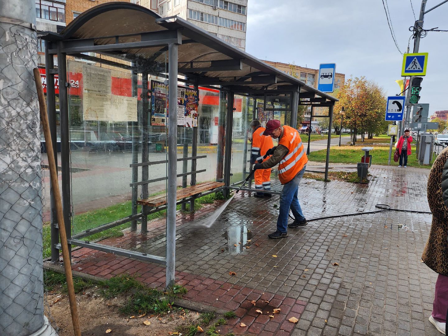 серпухов, автобусные остановки, комбинат благоустройства, благоустройство, подготовка к зиме,