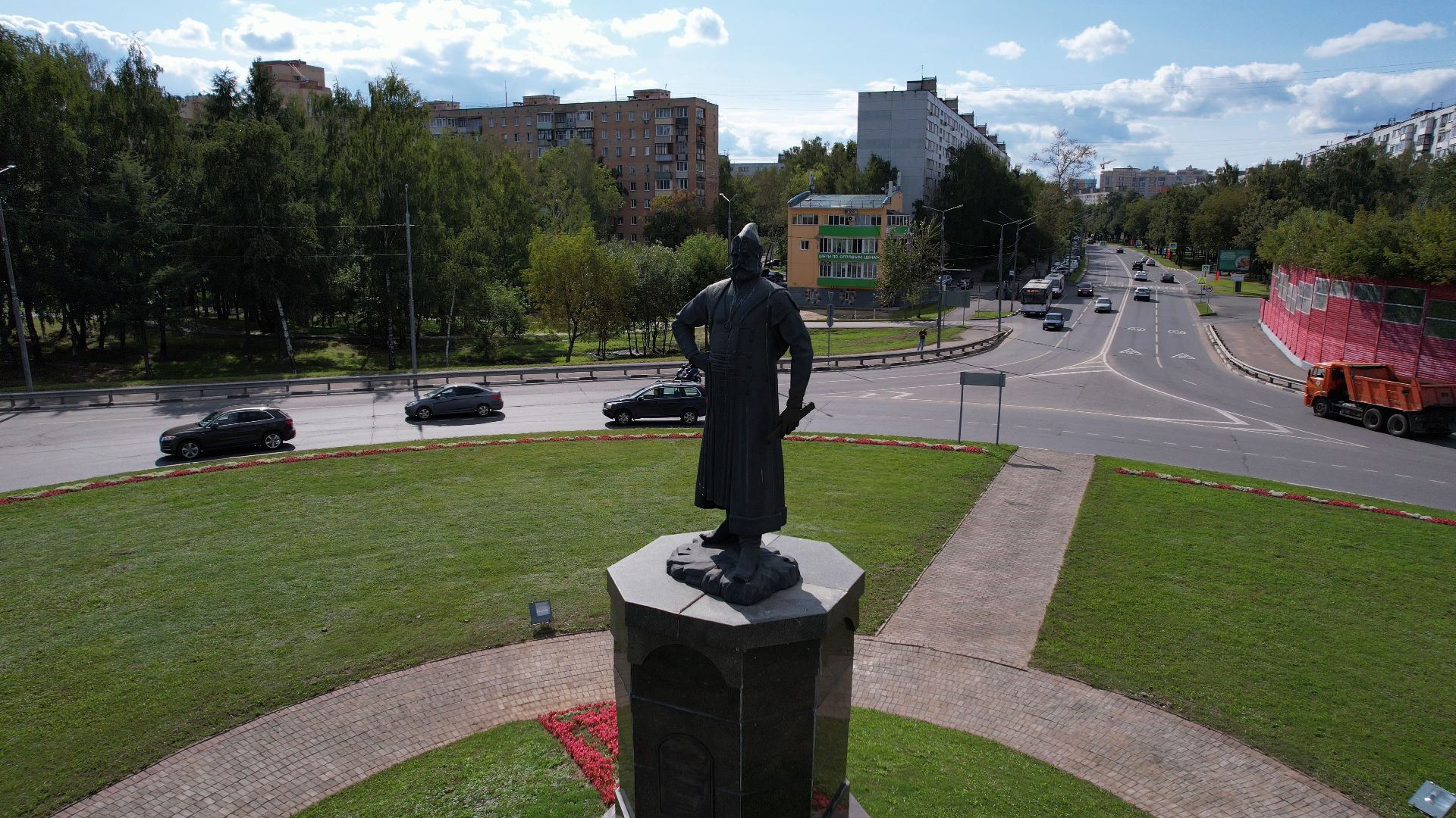 памятник, пушка, пушкино,видео с коптера,