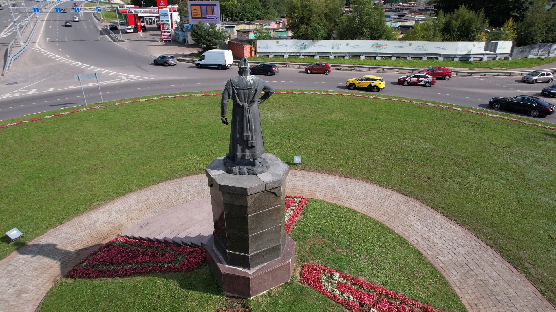 памятник, пушка, пушкино,видео с коптера,