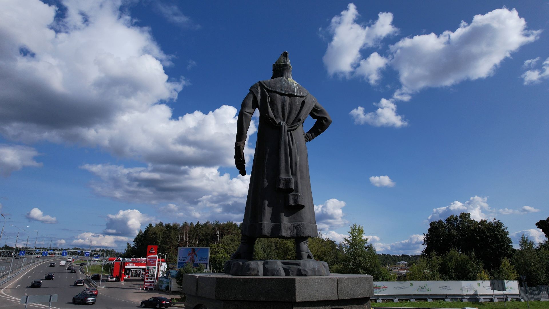 памятник, пушка, пушкино,видео с коптера,