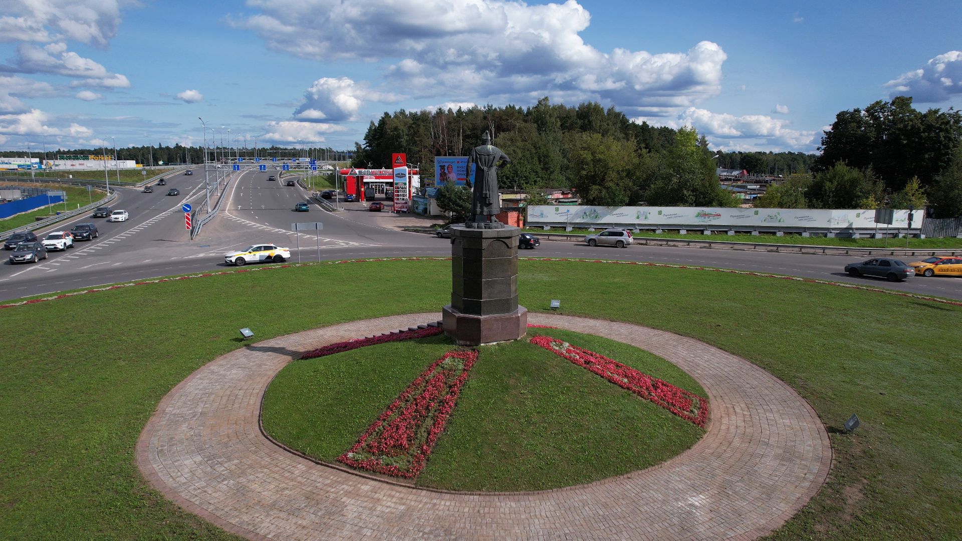 памятник, пушка, пушкино,видео с коптера,