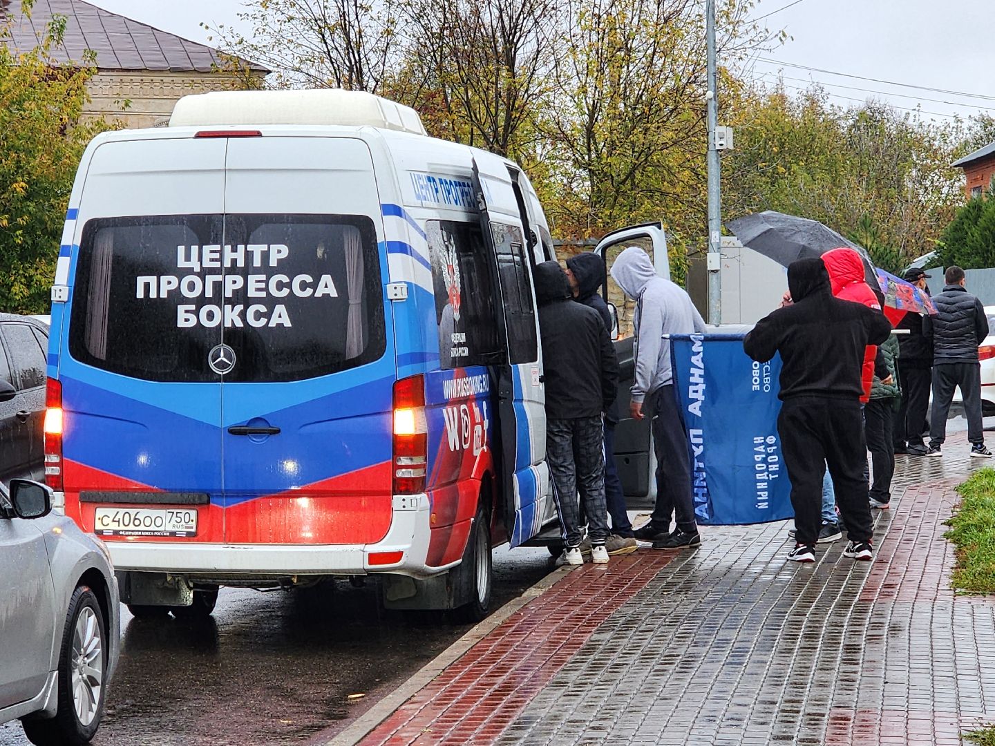 серпухов, соборная гора, путин, день рождения путина, автопробег, флешмоб,