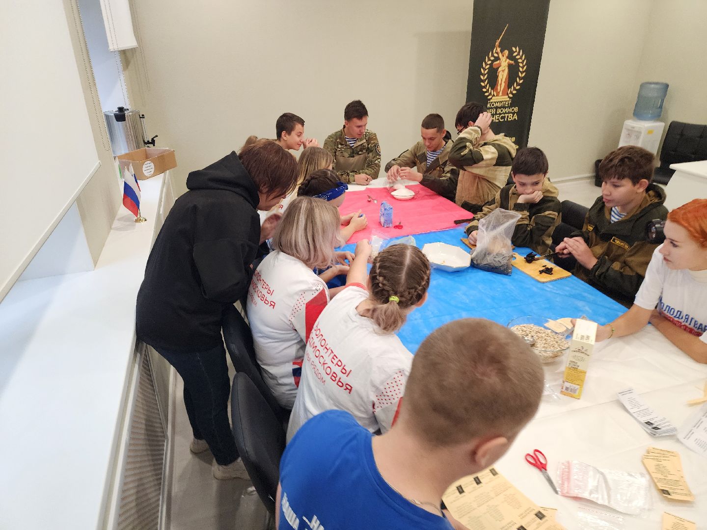 серпухов, волонтеры, волонтеры подмосковья, мгер, сво, каша, день рождения путина,