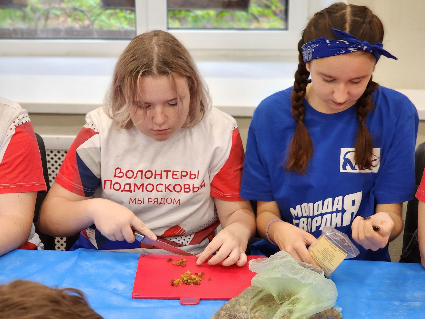 серпухов, волонтеры, волонтеры подмосковья, мгер, сво, каша, день рождения путина,