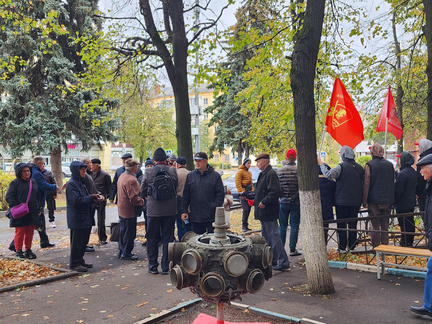 мемориальная доска, открытие, Олег Гудков, Заслуженный летчик-испататель, Кирсанов,