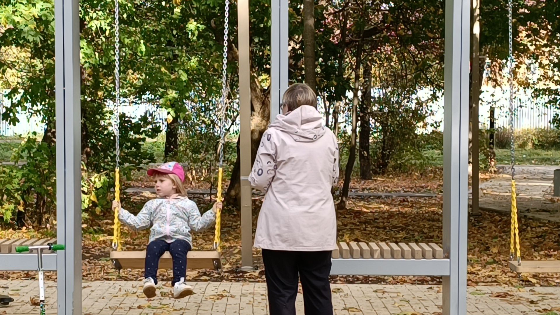 лобня, сквер, музыкальные инструменты,